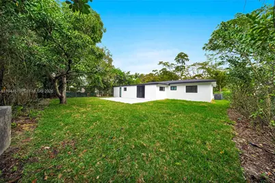 12860 NE 10th Ave, North Miami, FL 33161 - Photo 43