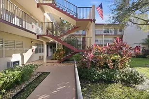 13350 SW 1st St, Pembroke Pines, FL 33027 - Photo 21