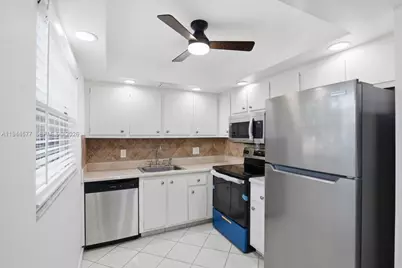 13350 SW 1st St #205P, Pembroke Pines, FL 33027 - Photo 3