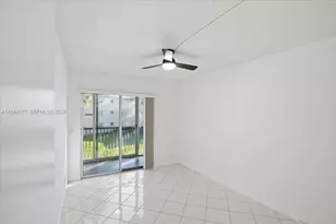 13350 SW 1st St, Pembroke Pines, FL 33027 - Photo 15