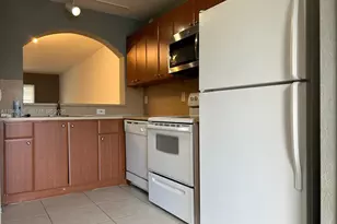 2921 SE 12th Rd, Homestead, FL 33035 - Photo 9