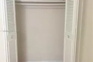 9403 SW 76th St, Miami, FL 33173 - Photo 13