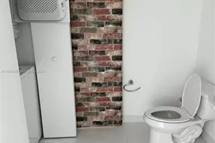 690 SW 1st Ct, Miami, FL 33130 - Photo 7