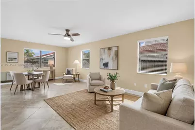 15835 Cotswold Ct, Davie, FL 33331 - Photo 5