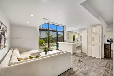 13740 SW 18th St, Miami, FL 33175 - Photo 7