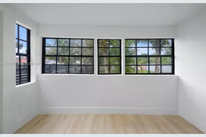 1995 NW 58th St, Miami, FL 33142 - Photo 11