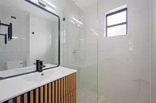 1995 NW 58th St, Miami, FL 33142 - Photo 17