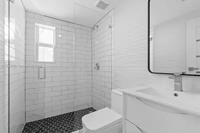 7286 Gary Ave, Miami Beach, FL 33141 - Photo 33