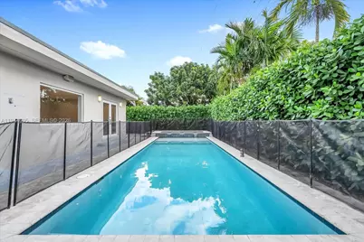 10330 SW 51st St, Miami, FL 33165 - Photo 1