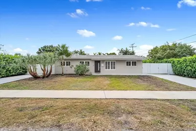 10330 SW 51st St, Miami, FL 33165 - Photo 3