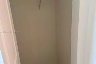 140 S Dixie Hwy, Hollywood, FL 33020 - Photo 11