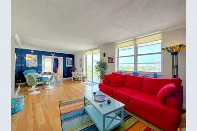 2829 Indian Creek Dr #901, Miami Beach, FL 33140 - Photo 3