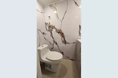 5 Olive Dr #19, Hialeah, FL 33010 - Photo 11