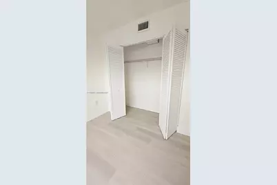 5 Olive Dr #19, Hialeah, FL 33010 - Photo 7