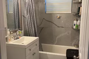 841 N 69th Ave, Hollywood, FL 33024 - Photo 27