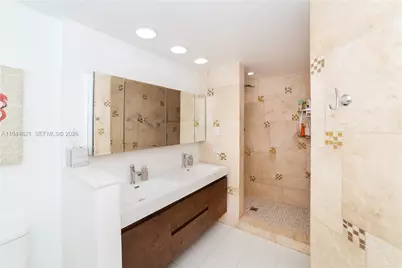 17150 N Bay #2905, Sunny Isles Beach, FL 33160 - Photo 27