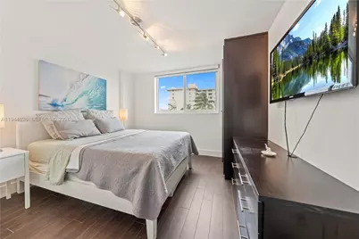 401 Ocean Dr #523, Miami Beach, FL 33139 - Photo 15