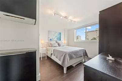 401 Ocean Dr #523, Miami Beach, FL 33139 - Photo 17