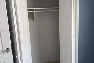 1014 NW 33rd Ave, Miami, FL 33125 - Photo 3