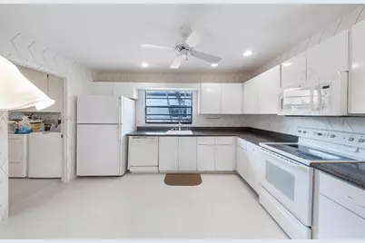 21877 Arriba Real, Boca Raton, FL 33433 - Photo 27