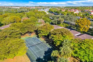 2457 Centergate Dr, Miramar, FL 33025 - Photo 21