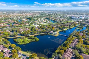 2457 Centergate Dr, Miramar, FL 33025 - Photo 29