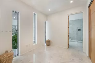 5910 N Bayshore Dr, Miami, FL 33137 - Photo 21