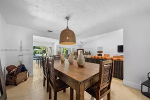 6411 SW 185th Way, Southwest Ranches, FL 33332 - Photo 9