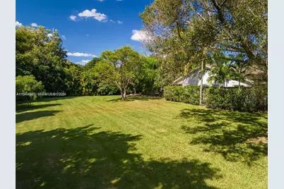 6411 SW 185th Way, Southwest Ranches, FL 33332 - Photo 5