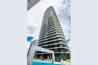 55 SW 9th St #2107, Miami, FL 33130 - Photo 5