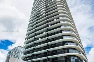 55 SW 9th St, Miami, FL 33130 - Photo 5