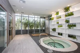 55 SW 9th St, Miami, FL 33130 - Photo 11