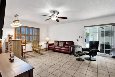 11991 SW 51st Ct, Cooper City, FL 33330 - Photo 17