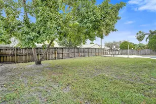 11991 SW 51st Ct, Cooper City, FL 33330 - Photo 11