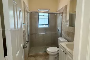 2000 Monroe St, Hollywood, FL 33020 - Photo 15