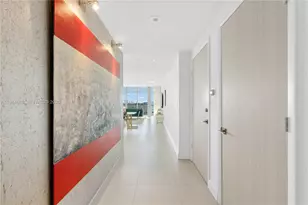 3737 Collins Ave, Miami Beach, FL 33140 - Photo 11