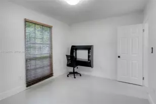 9825 SW 196th St, Cutler Bay, FL 33157 - Photo 11