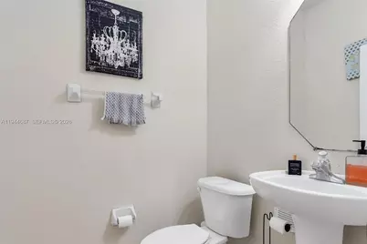 7713 NW 114th Path, Doral, FL 33178 - Photo 11