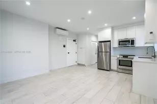 960 Jefferson Ave, Miami Beach, FL 33139 - Photo 5