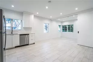 960 Jefferson Ave, Miami Beach, FL 33139 - Photo 3