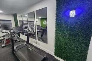 11750 NE 16th Ave, Miami, FL 33161 - Photo 21