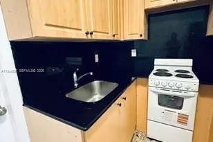 1640 NE 127th St, North Miami, FL 33161 - Photo 5