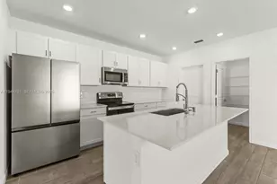 996 Bent Creek Dr, Fort Pierce, FL 34947 - Photo 11