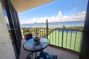 5420 N Ocean Dr, Singer Island, FL 33404 - Photo 15