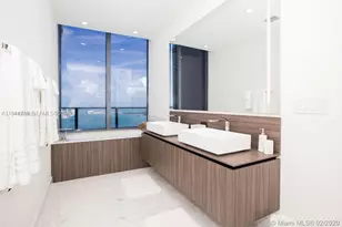 1000 Brickell Plaza, Miami, FL 33131 - Photo 11