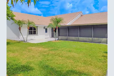 9654 Sun Pointe Dr, Boynton Beach, FL 33437 - Photo 15