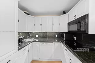 600 Three Islands Boulevard, Hallandale Beach, FL 33009 - Photo 7