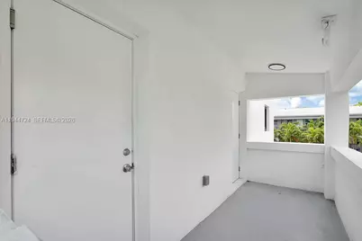1814 NW 2nd Ct, Miami, FL 33136 - Photo 25
