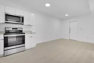 1814 NW 2nd Ct, Miami, FL 33136 - Photo 13