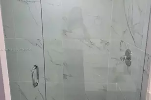 18151 NE 31st Ct, Aventura, FL 33160 - Photo 19